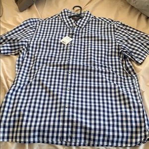 Button up short sleeve shirt